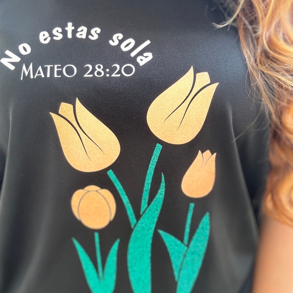 No estás sola Tshirt New Brand Original design - Picture 5 of 5